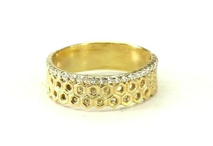 Solid Gold Ladies Ring Band - Size 7.5 - Elegant Charm - Resizable