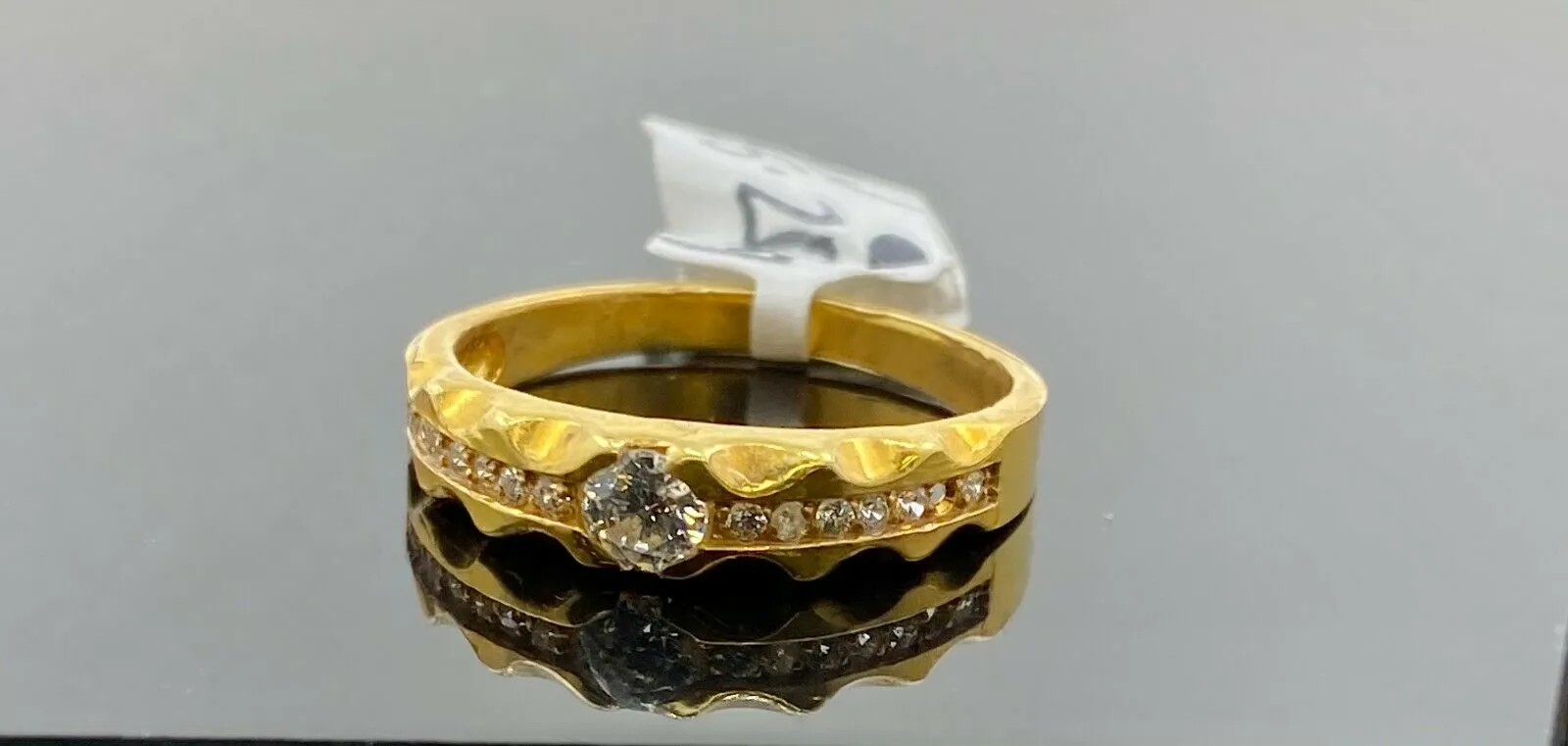 Solid Gold Channel Band Ring - Elegant Ladies' Jewelry Size 7.75 (Resizable)