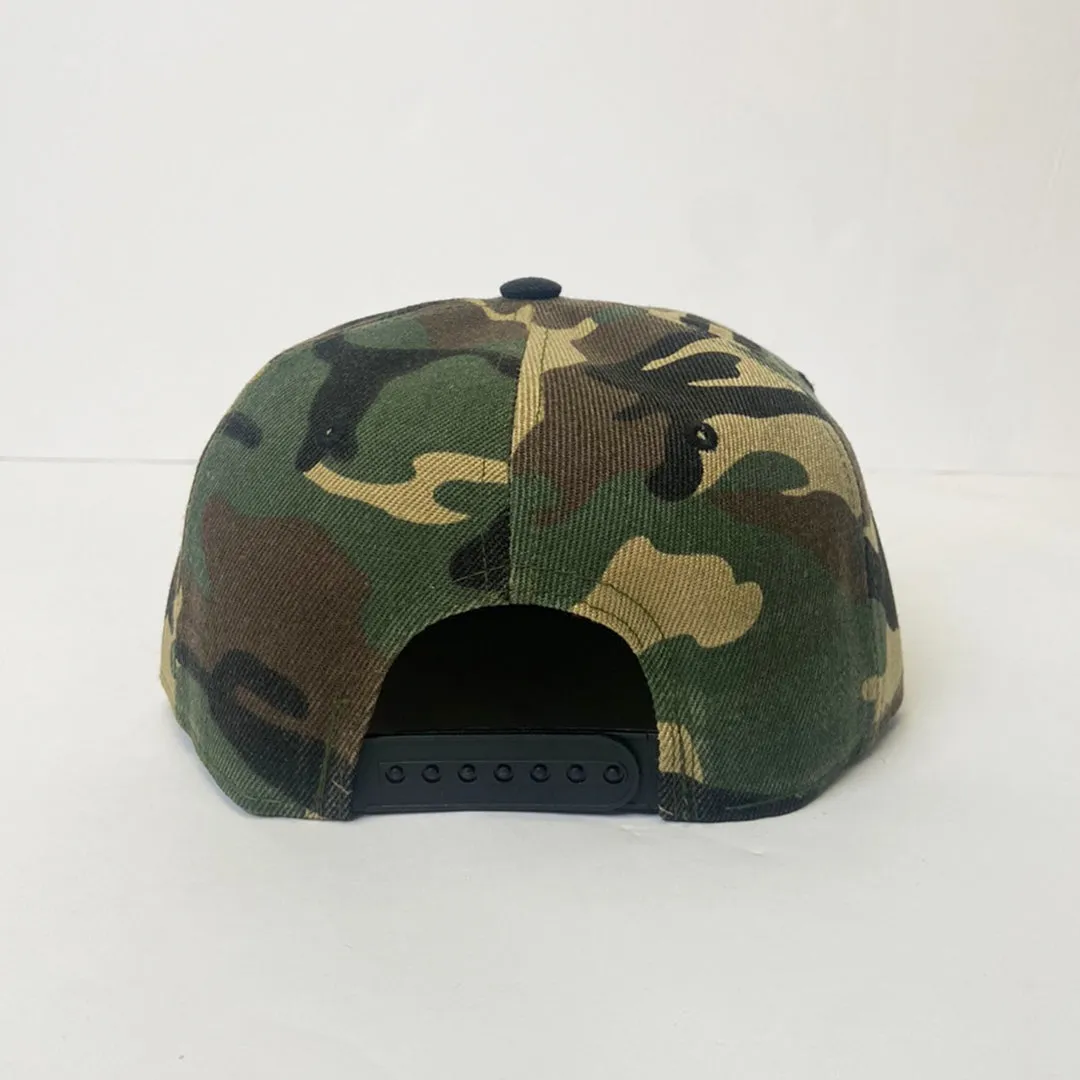 5 Panel Snapback Green Camo Hat - Classic Two Tone