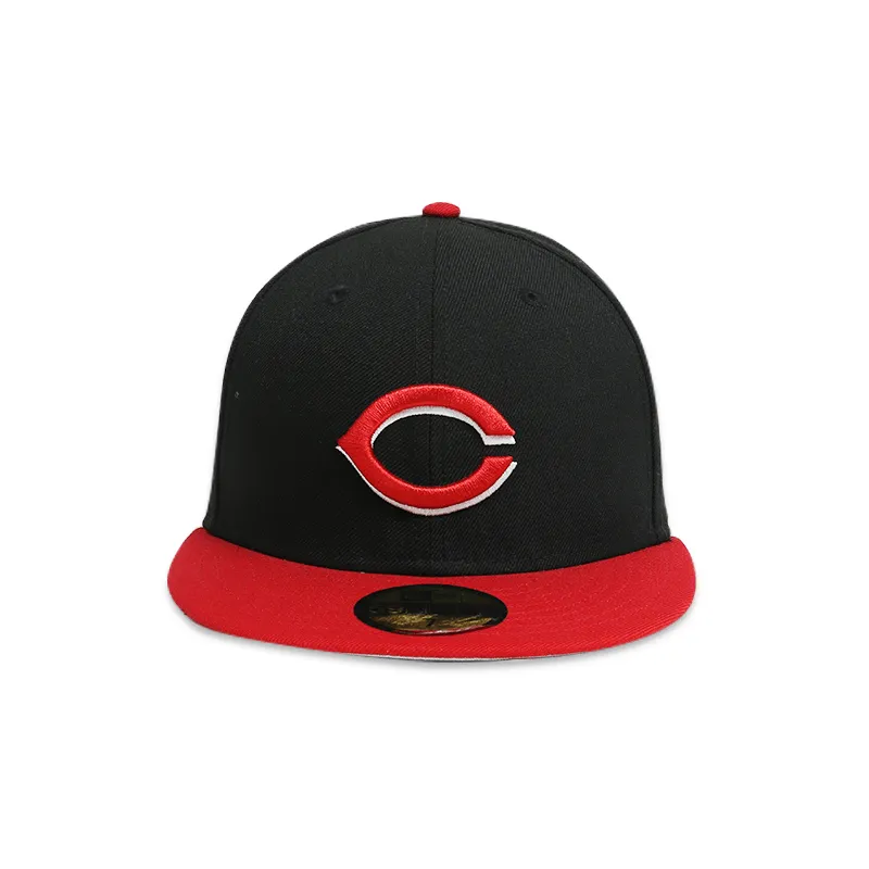 Cincinnati Reds Men's Black Fitted Hat;