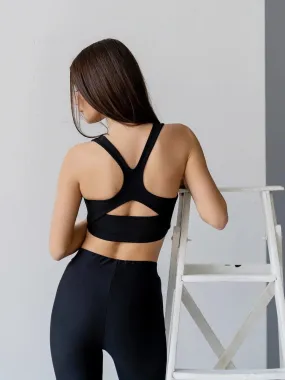 Black Sports Bra - Lismina Fitness