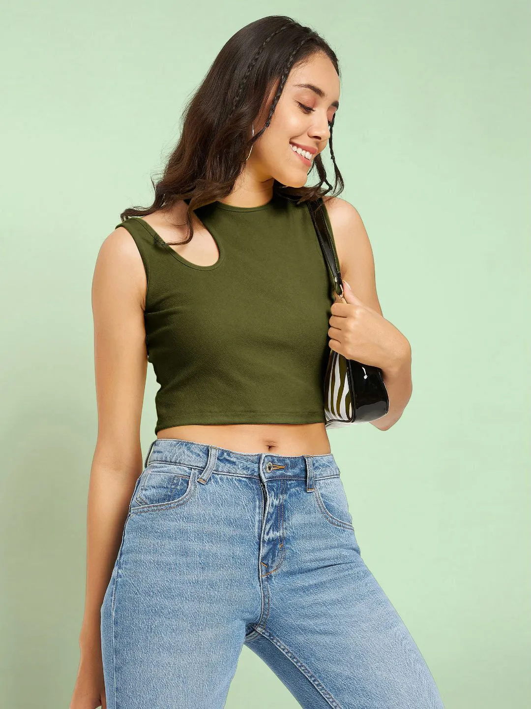 Stretchable Cotton Cutout Shoulder Crop Top