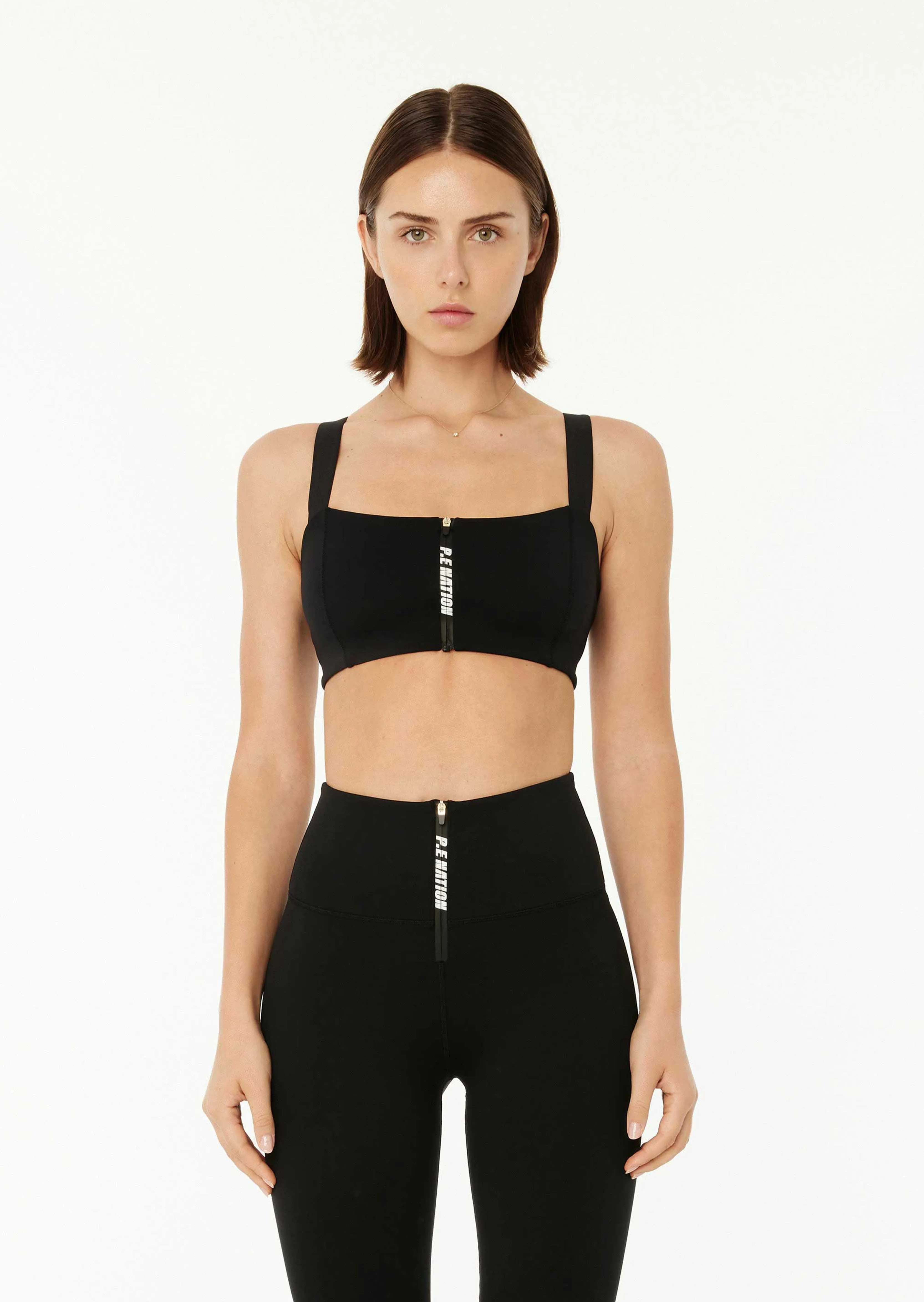 DIVER SPORTS BRA IN BLACK