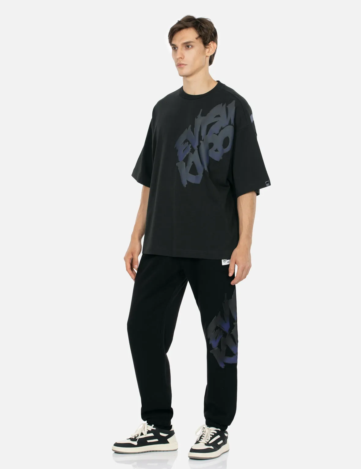 Gradient Graffiti Logo Print Fashion Fit T-shirt