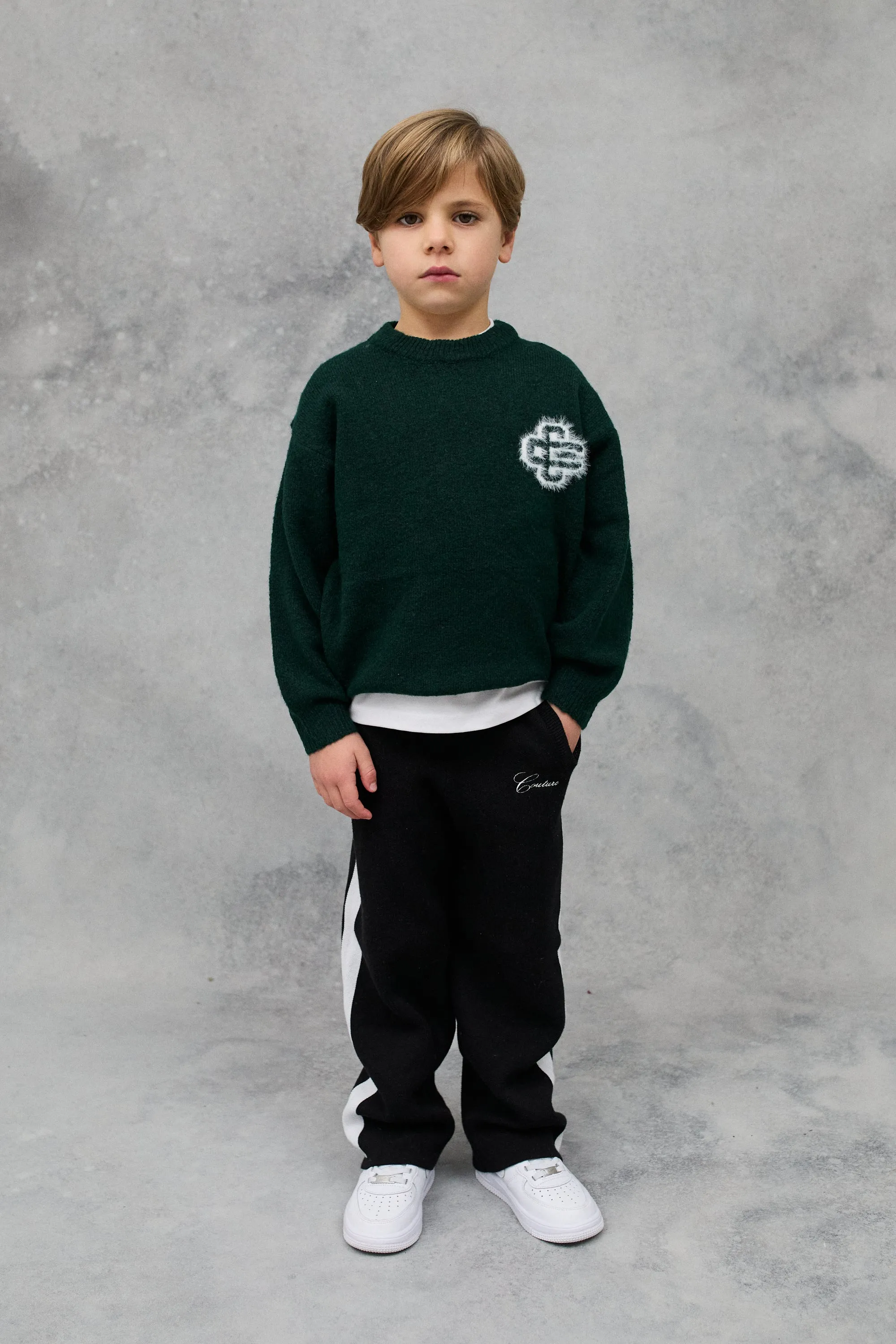 JNR FLUFFY KNIT EMBLEM CREW - GREEN