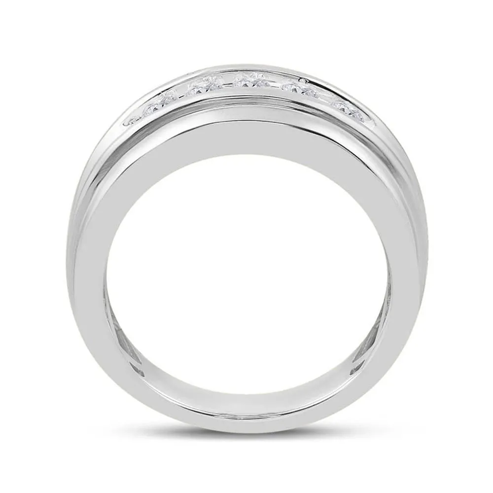 Keene Jewelers 14k White Gold Round Channel-set Diamond Mens Wedding Band 1/2 Cttw