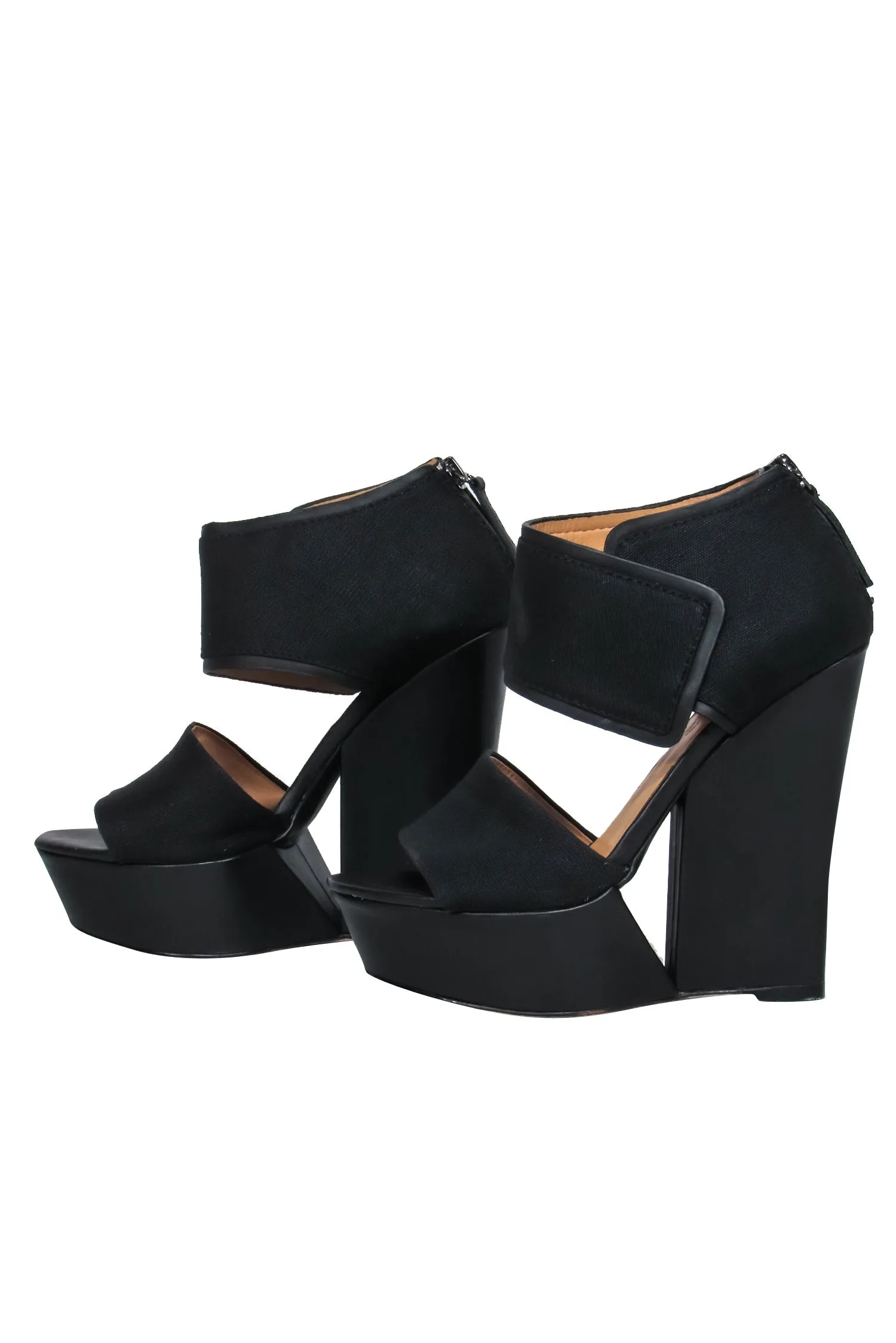 LAMB - Black Wedge Heels w/ Cutout Sz 6.5