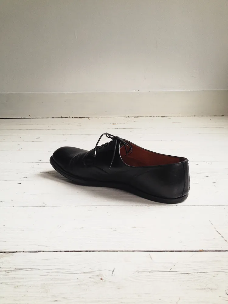 Maison Martin Margiela black heel-less oxfords size 40 from spring 2000