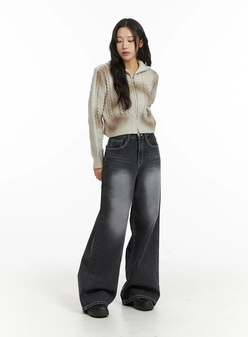 Wide Leg Button Jeans