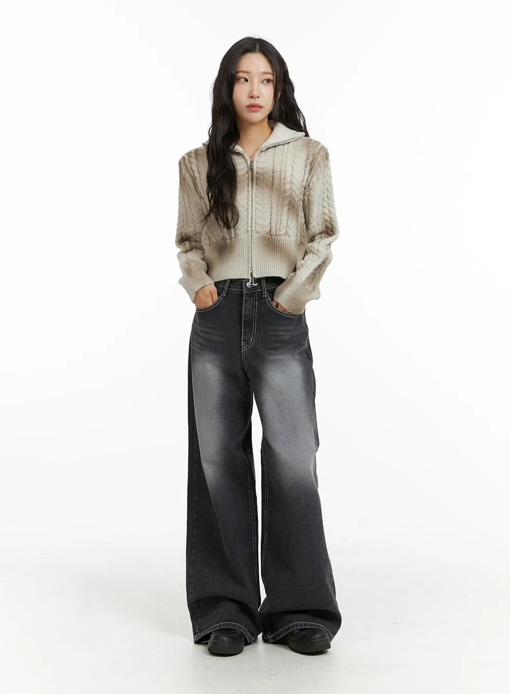 Wide Leg Button Jeans