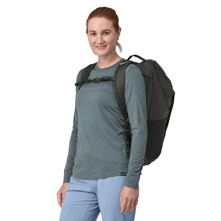 Patagonia 32L Black Hole Pack