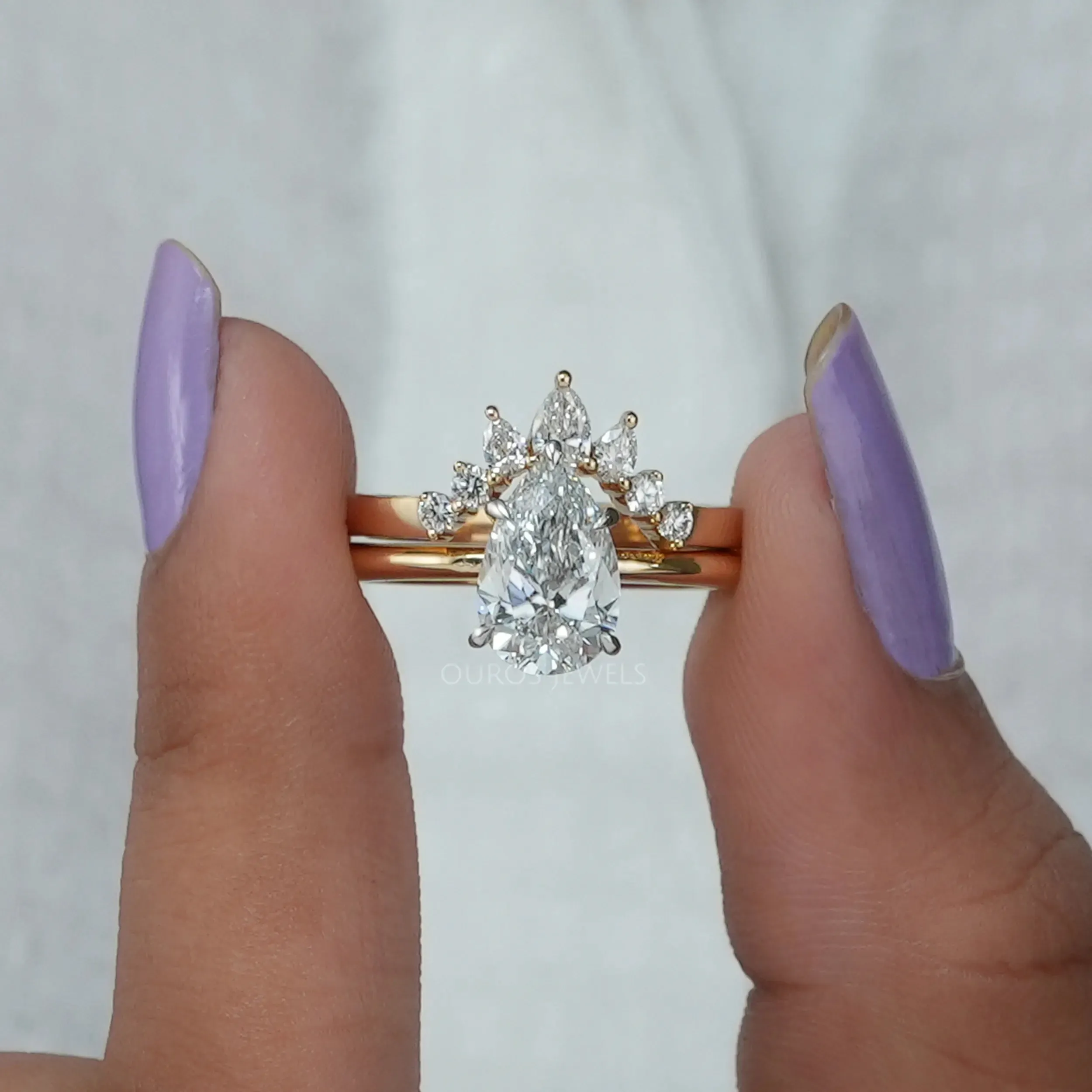 Pear Shaped Diamond Wedding Ring Set