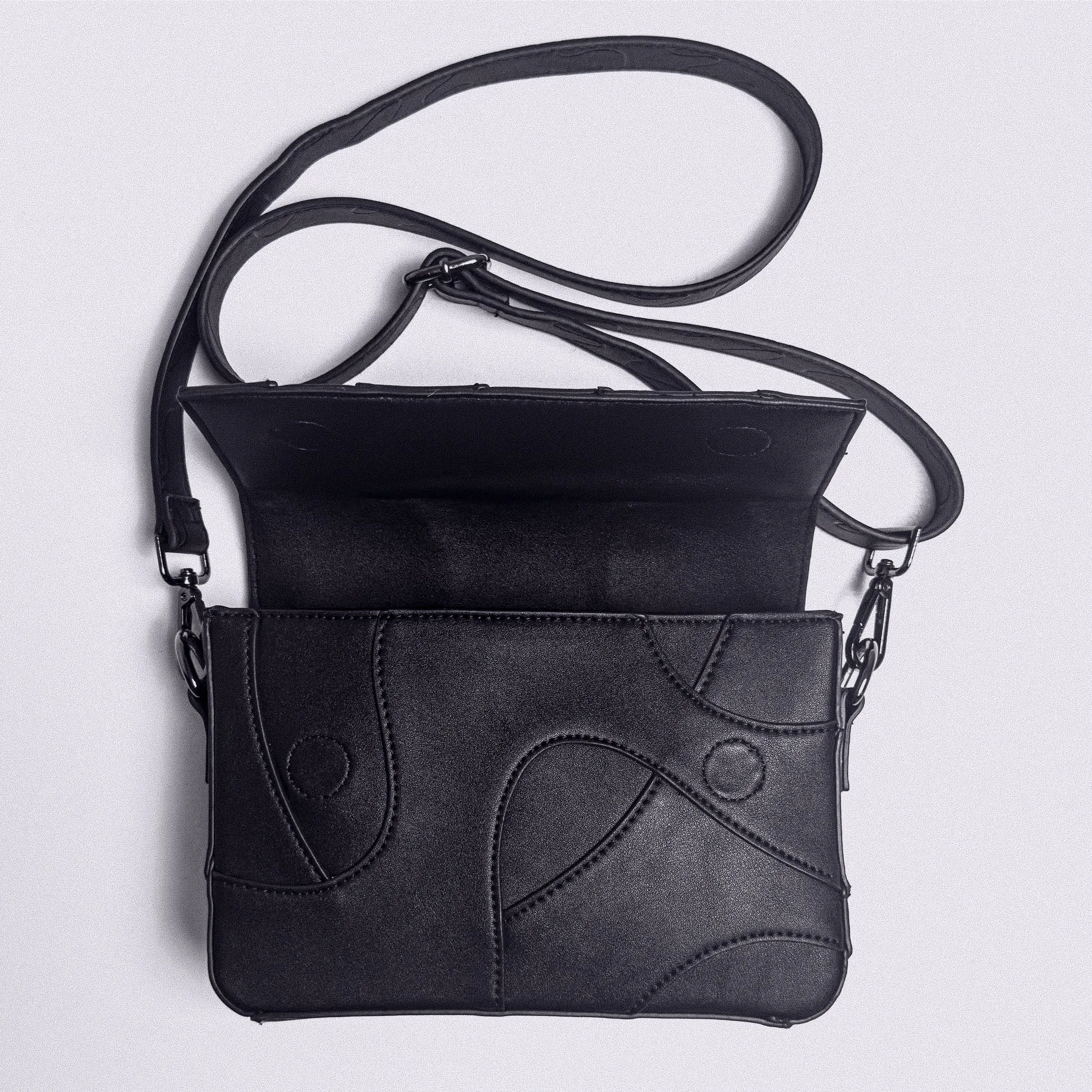 Shoulder Bag Wavy - Black