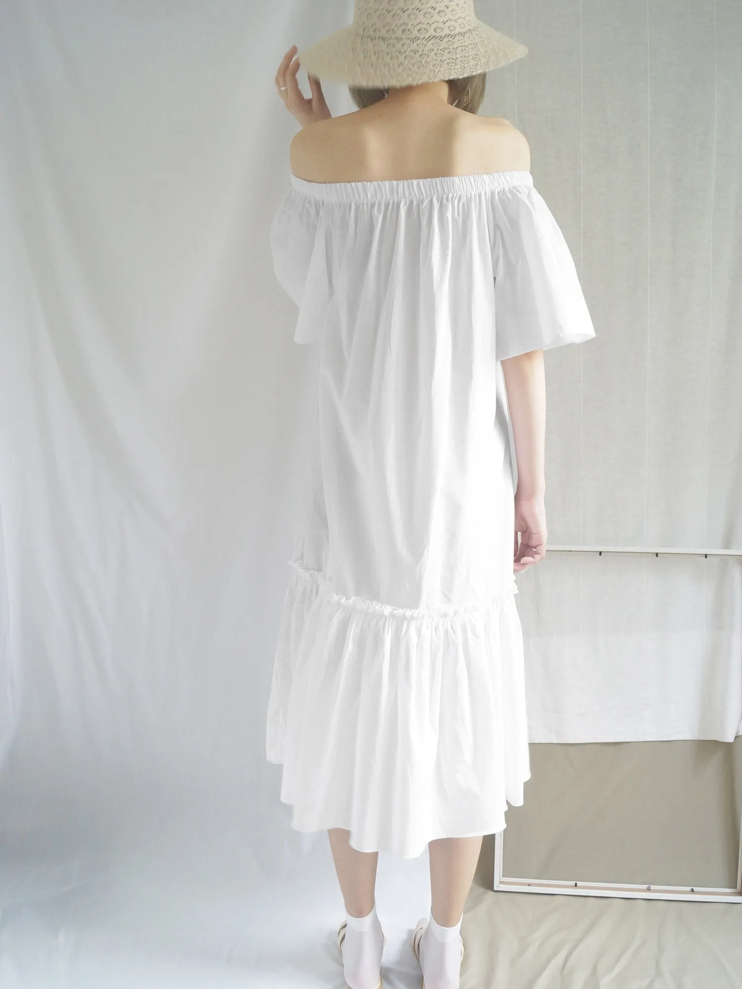 Tahini Off-Shoulder Dress - White