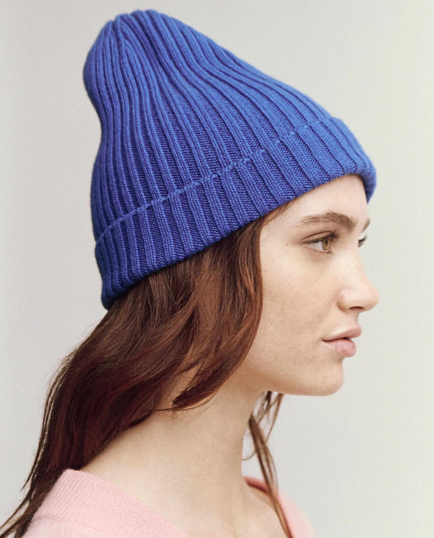 The Cashmere Hat. -- Bright Blue