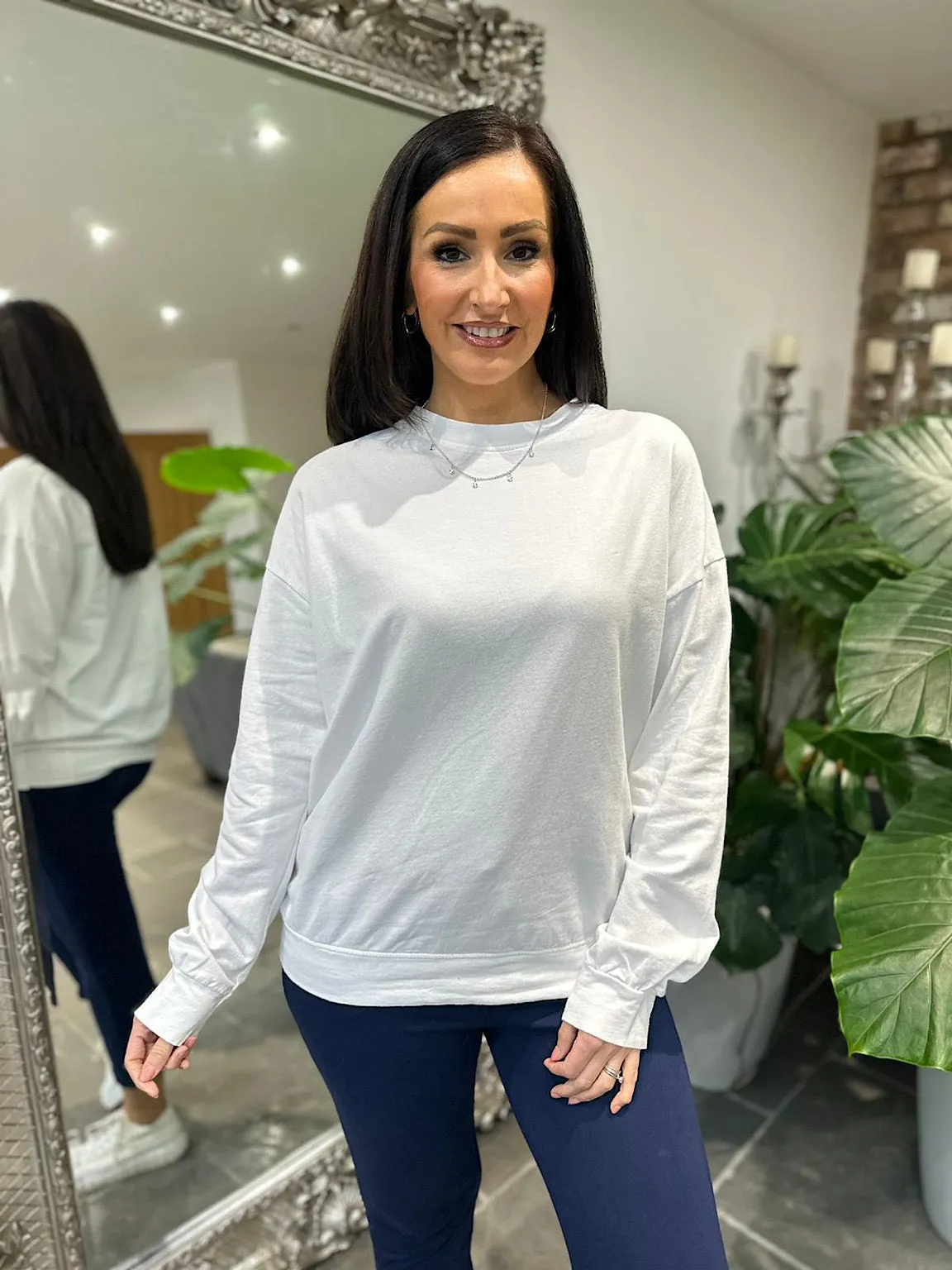 White Sweatshirt - Reema | Shop Now