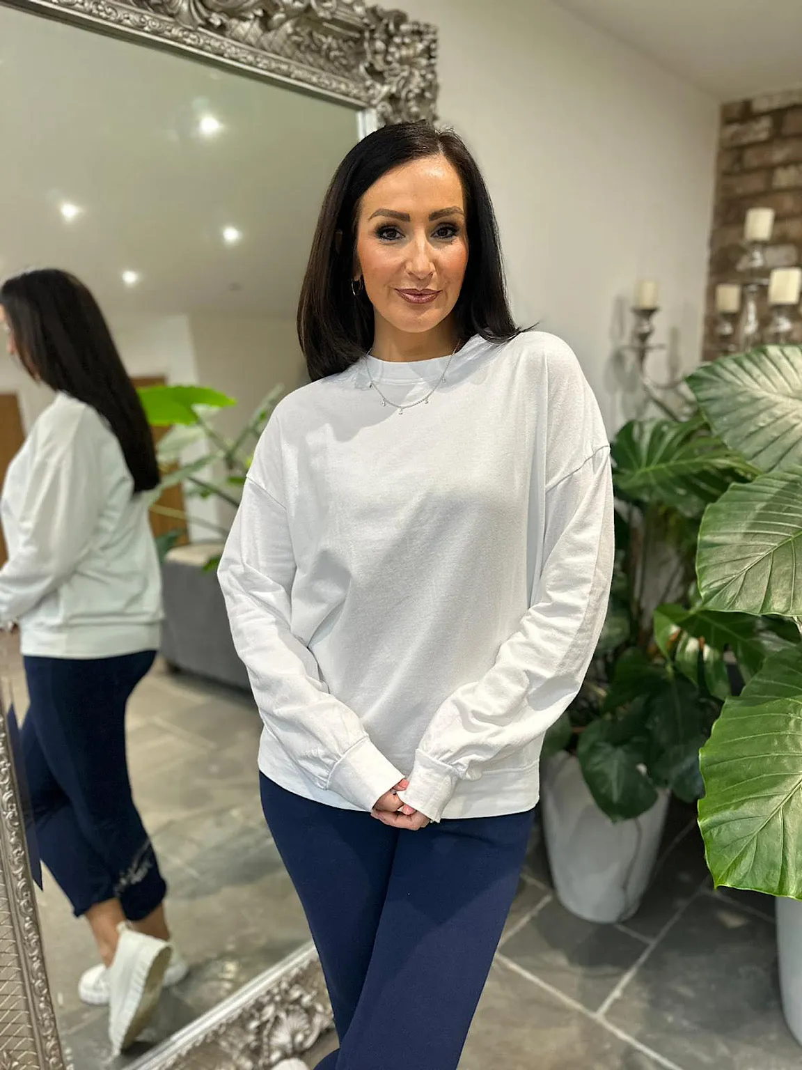 White Sweatshirt - Reema | Shop Now