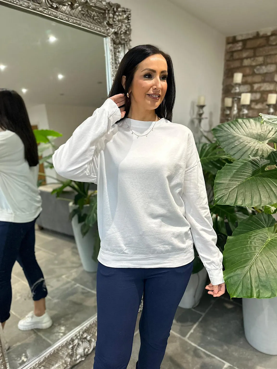 White Sweatshirt - Reema | Shop Now